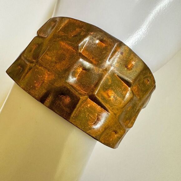 Geometric copper cuff bracelet - Picture 7 of 10
